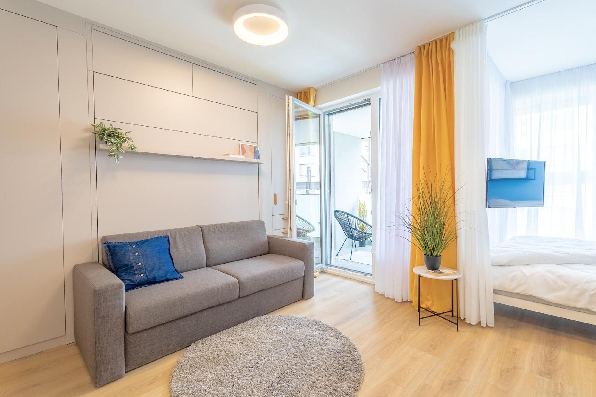 Yellow Apartment - Balcony, Free Parking, By Gravity Prag Eksteriør billede